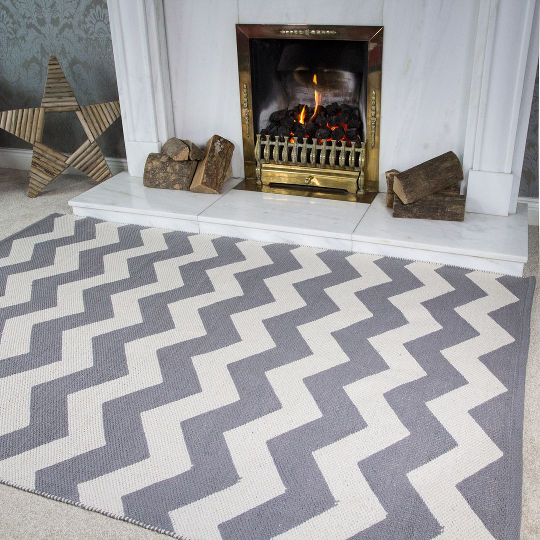 Modern Grey & Cream Chevron Rug For Living Room Silver Zig Zag